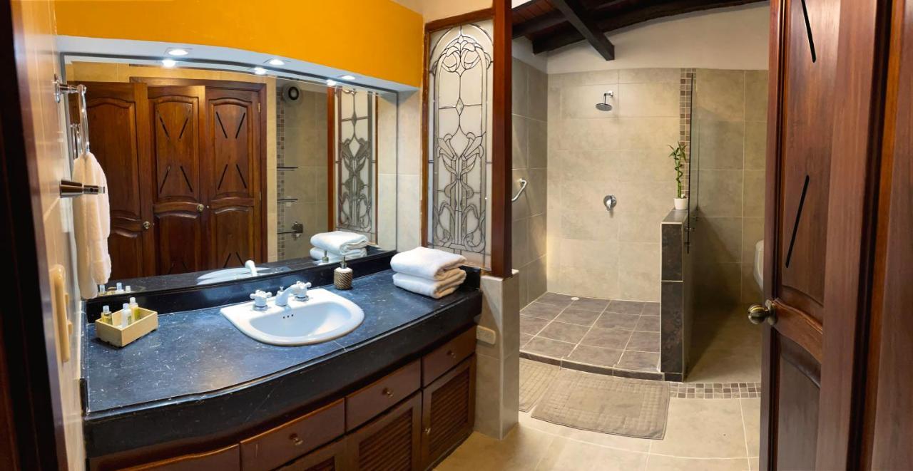 Hotel Casa Sonata Медельин Экстерьер фото