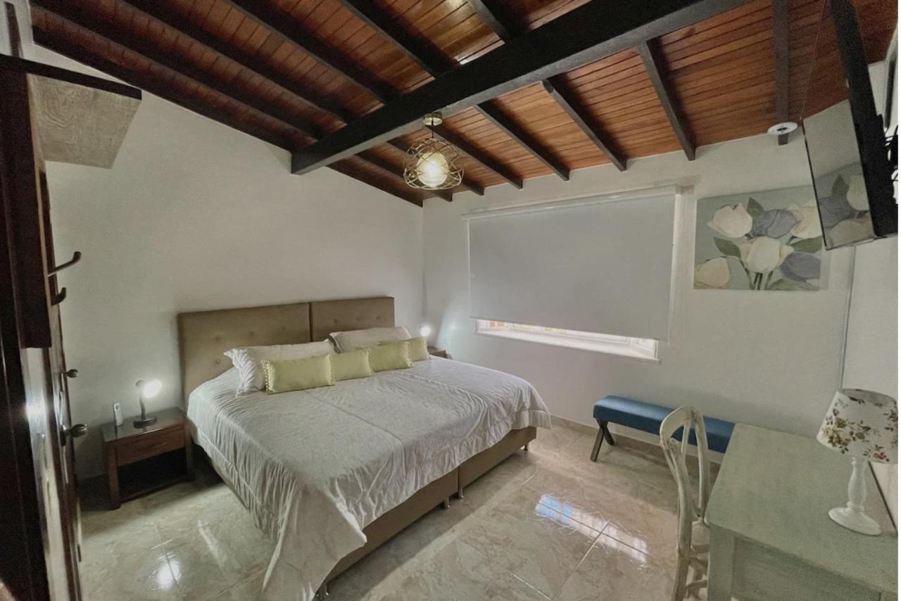 Hotel Casa Sonata Медельин Экстерьер фото
